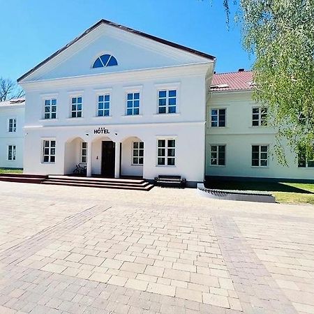 Готель Nad Stara Nida *** Пінчув Екстер'єр фото